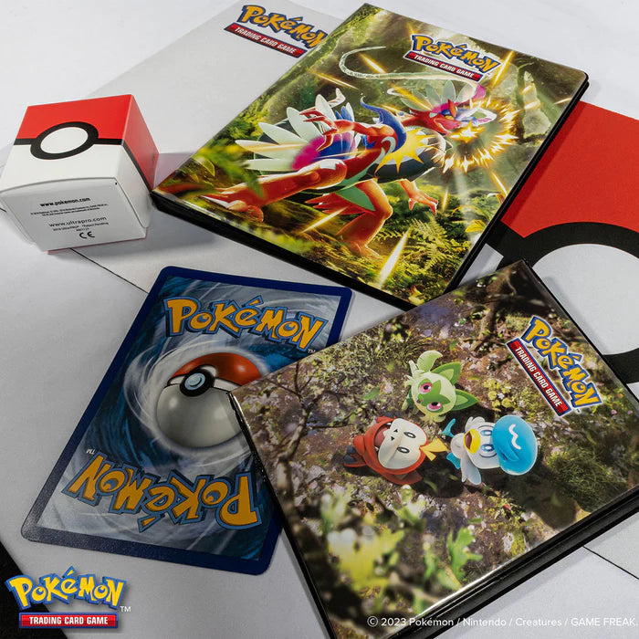Ultra Pro (UP) - Scarlet and Violet / Karmesin und Purpur - Koraidon und Miraidon 9-Pocket Portfolio für Pokémon (PKM)