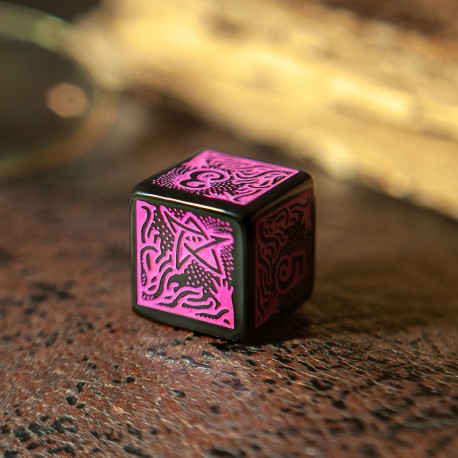 Q Workshop - Call of Cthulhu (7th Edition): Black & magenta 7pc RPG Dice Set