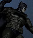 DC Multiverse McFarlane Cover Recreations Actionfigur Batman (Batman: The Dark Knight Returns #1) (Gold Label) 18 cm
