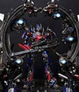 Transformers: Dark of the Moon (Film) Museum Masterline Statue Optimus Prime Weapons Depot Bonus Version 127 cm