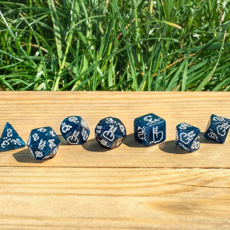 Q Workshop - Llama: Glittering dark blue & white 7pc RPG Dice Set