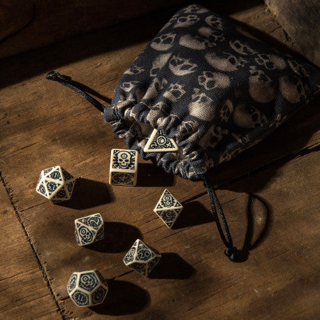 Q Workshop - Skull Fullprint Dice Bag