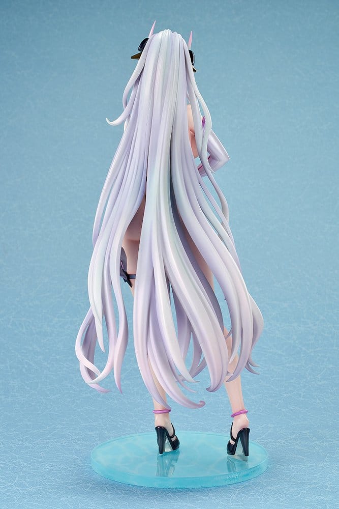 Azur Lane PVC Figur 1/6 Kearsarge Nightpool 28 cm