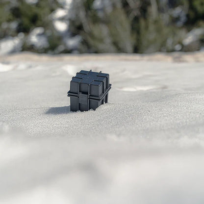 Ultra Pro (UP) - Waterproof Black Box / Wasserdichte schwarze Deck Box