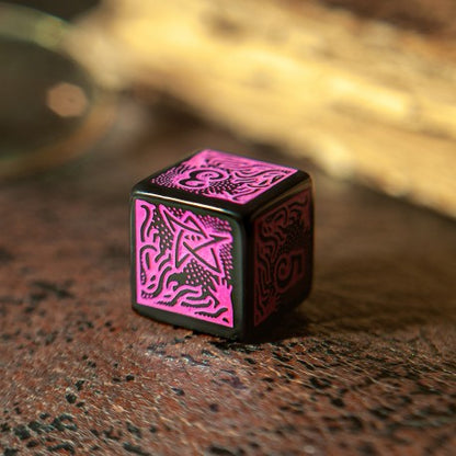 Q Workshop - Call of Cthulhu (7th Edition): Black & magenta 7pc RPG Dice Set