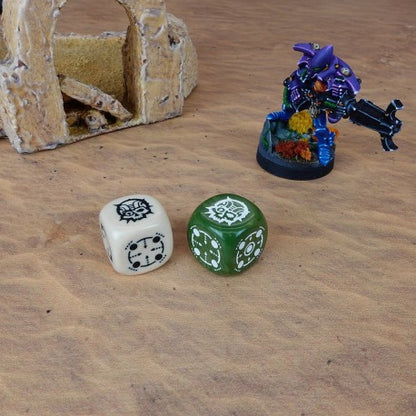 Q Workshop - Crosshairs: Beige&Olive Compact D6 Dice Set (20 pieces)