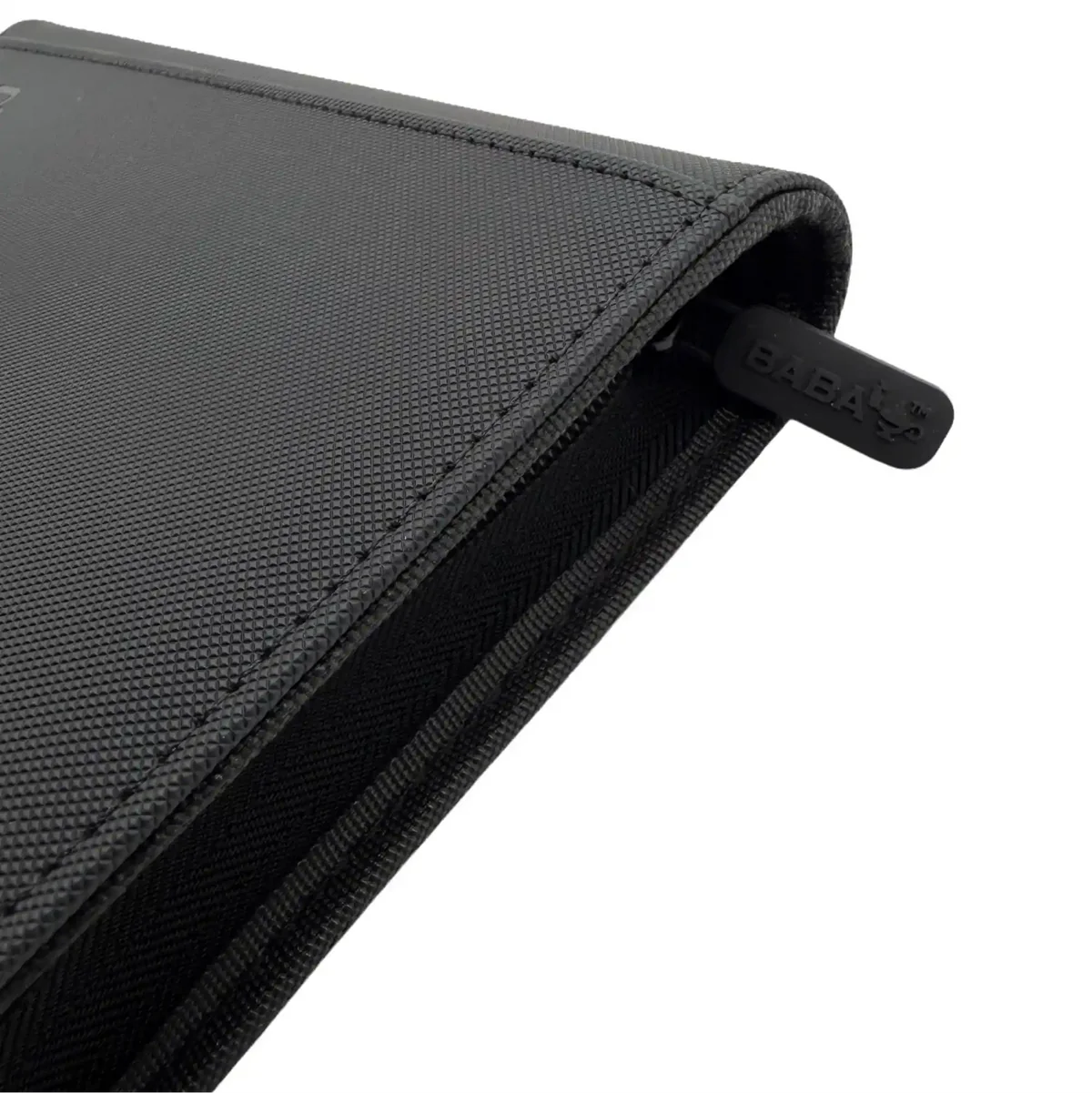 Baba Sleeves - 4-Pocket Zip-Binder Klein Schwarz für 160 Karten