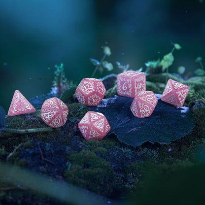Q Workshop - Elvish: Shimmering pink & White 7pc RPG Dice Set