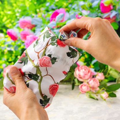 Q Workshop - Full Art Dice™: Roses Dice Pouch