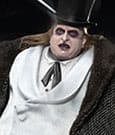 Batman Returns Actionfigur The Penguin DX 17 cm
