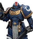 Warhammer 40,000: Space Marine 2 Actionfigur Ultramarines Lieutenant Titus Collectors Edition 13 cm
