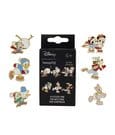Mickey & Friends by Loungefly Ansteck-Pins Winter Activities Blind Display (12)