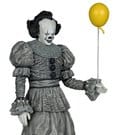Es Welcome to Derry Movie Maniacs Figur Pennywise (Black &amp; White) 16 cm