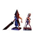 Return to Silent Hill (2026) DefoStyle Figuren 2er-Pack Pyramid Head 20 cm & Bubble Head Nurse 17 cm