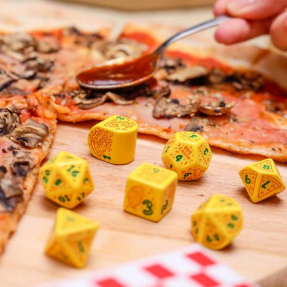 Q Workshop - Pizza: Margherita 7pc RPG Dice Set