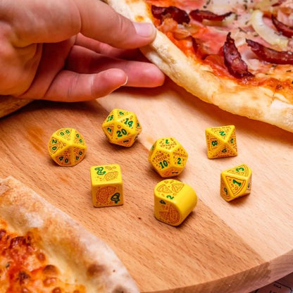 Q Workshop - Pizza: Margherita 7pc RPG Dice Set
