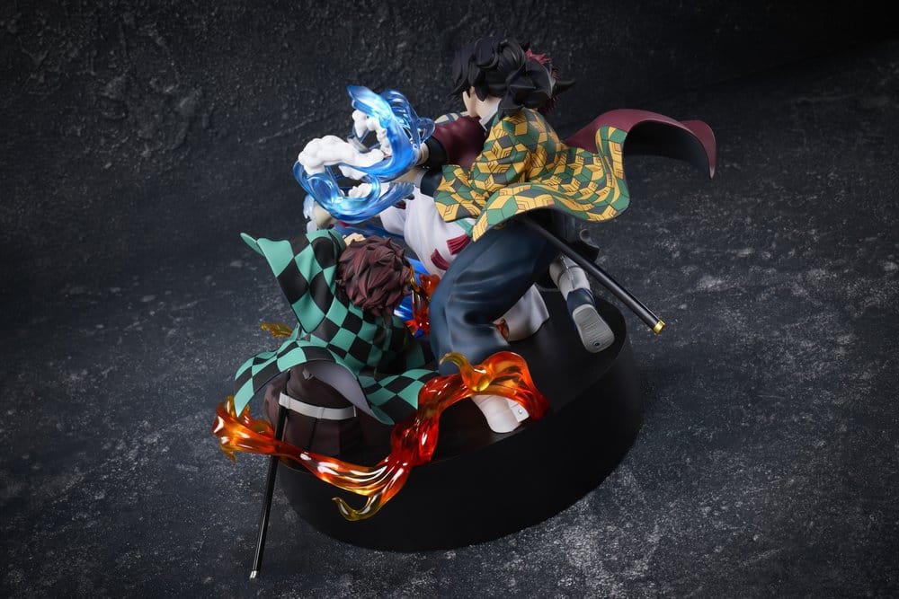 Demon Slayer: Kimetsu no Yaiba PVC Figur Tanjiro Kamado & Giyu Tomioka & Akaza 13 cm