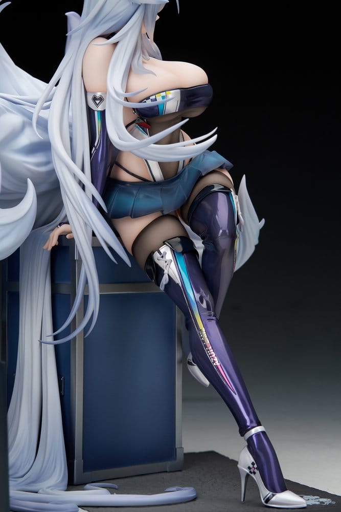 Azur Lane PVC Figur 1/7 Shinano Moonlit Chrome Ver. 25 cm