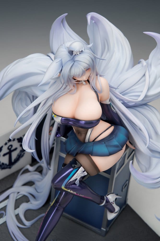 Azur Lane PVC Figur 1/7 Shinano Moonlit Chrome Ver. 25 cm