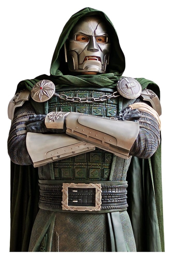 Marvel Avengers: Doomsday Lebensgroße Statue Doctor Doom 198 cm
