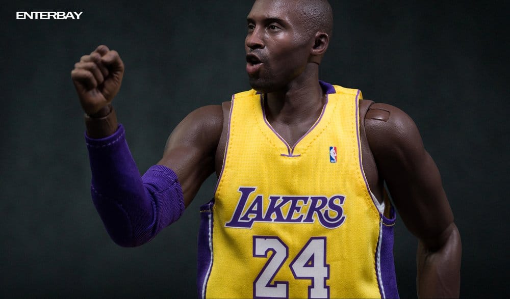 NBA Collection Real Masterpiece Actionfigur 1/6 Kobe Bryant 33 cm