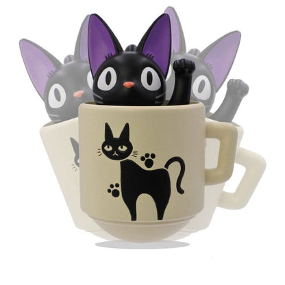 Kikis kleiner Lieferservice Figur mit rundem Boden Kiki with her mug 6 cm