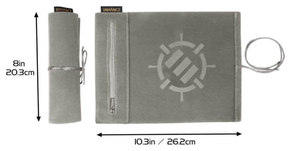 Enhance Tabletop-Zubehör Roll on a Scroll Würfel und Würfelmatte Silber