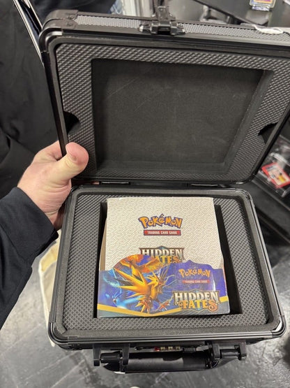 Evoretro Graded Card Display- und Transportkoffer mit Sichtfenster Schwarz