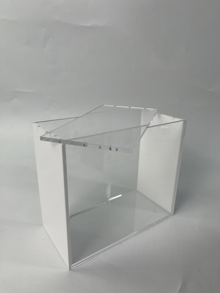 Evoretro Magnetische Acryl Display Case für ETB mit farbigen Seiten - Weiß