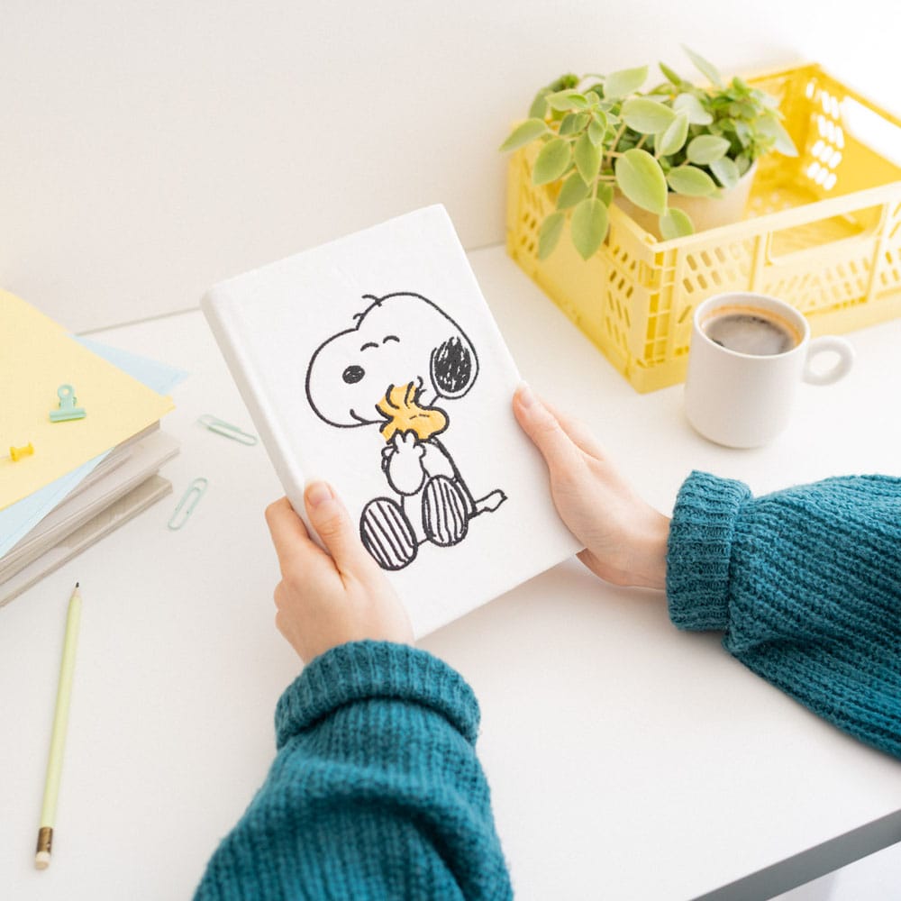Peanuts Premium Plüsch Notizbuch A5 Snoopy