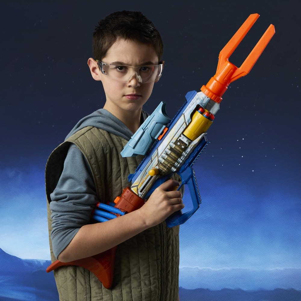 Star Wars: The Mandalorian and Grogu NERF Dart-Blaster The Mandalorian