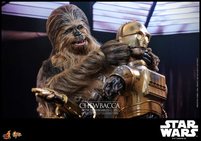 Star Wars Episode V Movie Masterpiece Actionfigur 1/6 Chewbacca with Disassembled C-3PO 36 cm