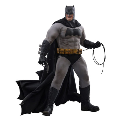Batman: The Dark Knight Returns Comic Masterpiece Actionfigur 1/6 Batman 32 cm