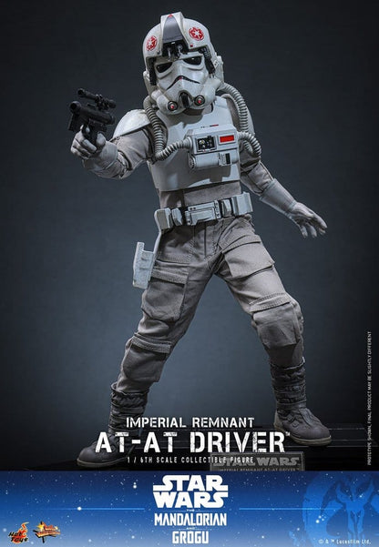 Star Wars Movie Masterpiece Actionfigur 1/6 Imperial Remnant AT-AT Driver 30 cm
