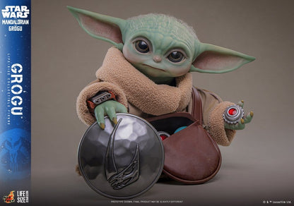 Star Wars: The Mandalorian & Grogu Lebensgroße Figur Grogu 38 cm