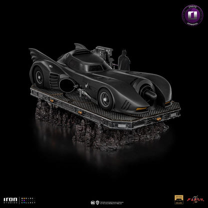DC Comics Art Scale Deluxe Statue 1/10 The Flash Movie Batmobile 31 cm