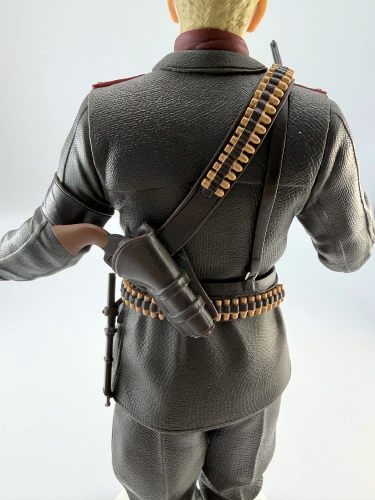 Metal Gear Solid: Snake Eater PVC Figur Ocelot 20 cm