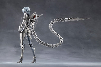 Megalomaria Unlimited Universe Plastic Model Kit Wreckage Hunter 25 cm