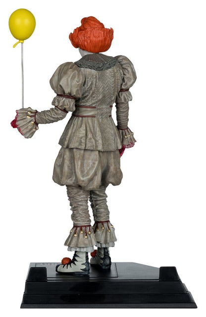 Es Welcome to Derry Movie Maniacs Figur Pennywise (Bloody) 16 cm