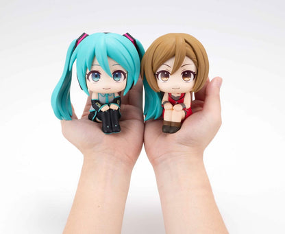 Character Vocal Series Look Up PVC Statue Hatsune Miku & Meiko Set (with gift) 11 cm