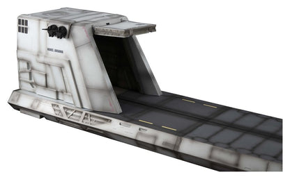 Gundam Unicorn Realistic Model Series Diorama 1:144 Nahel Argama Catapult Deck (UC ver.) 138 cm