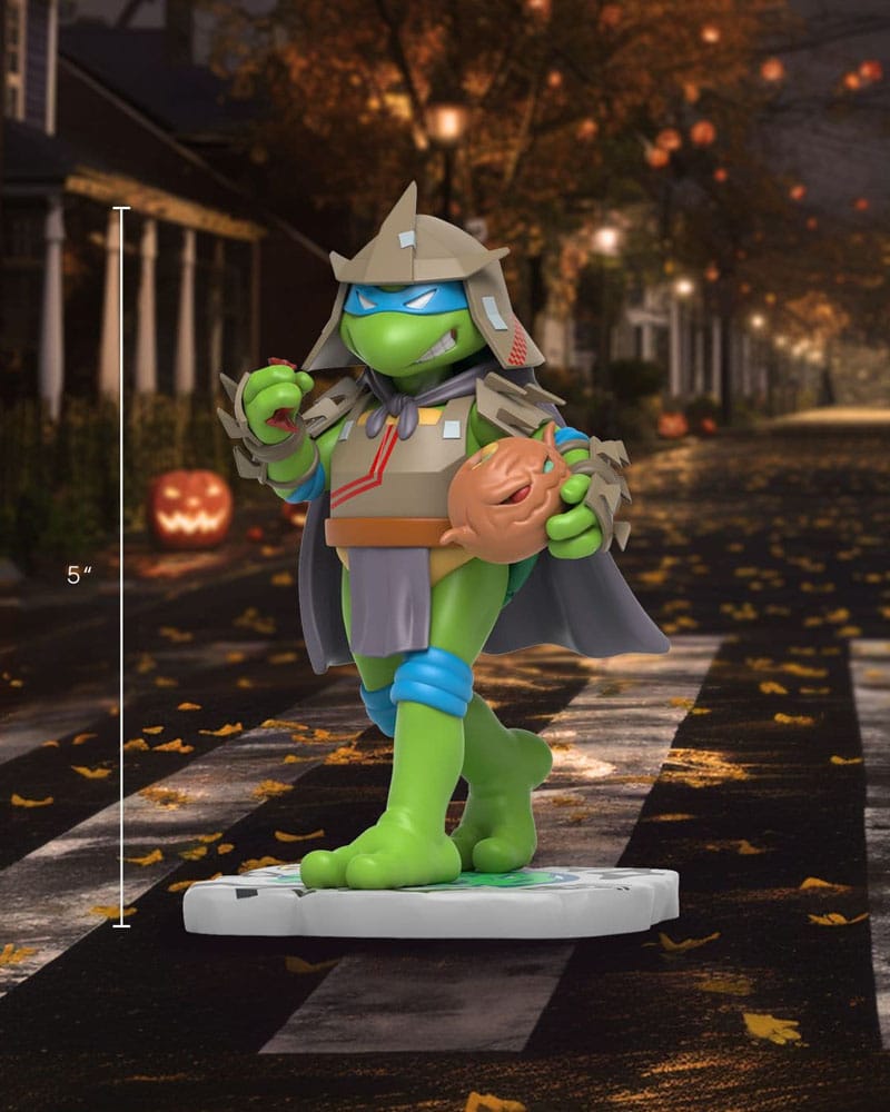 Teenage Mutant Ninja Turtles Figur Remixx Leonardo Cowa-BOO-nga! Edition 15 cm