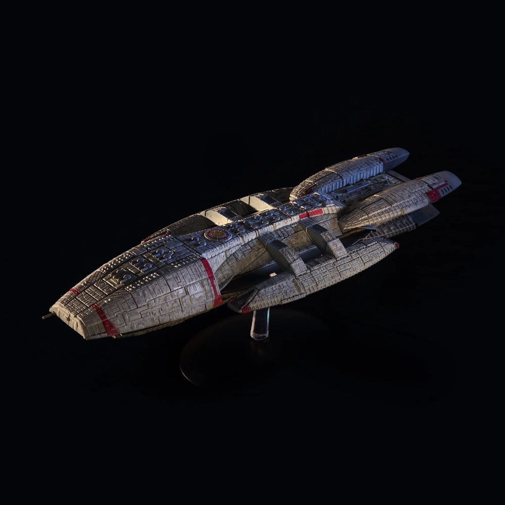 Battlestar Galactica Blood and Chrome Modell Battlestar Galactica 27 cm