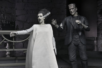 Universal Monsters Actionfiguren 2er-Pack Frankensteins Braut 90th Anniversary The Monster & His Mate (B&W) 18 cm