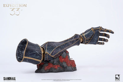 Clair Obscur: Expedition 33 Replik 1/1 Scale Arm of Gustave 48 cm