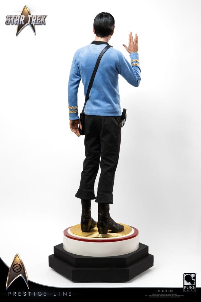 Star Trek Prestige Line Statue 1/2 Scale Spock 111 cm