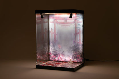 SHINSAI Acryl Display Case mit Beleuchtung Inbina Rasethuhime Saki M Edition 39 cm