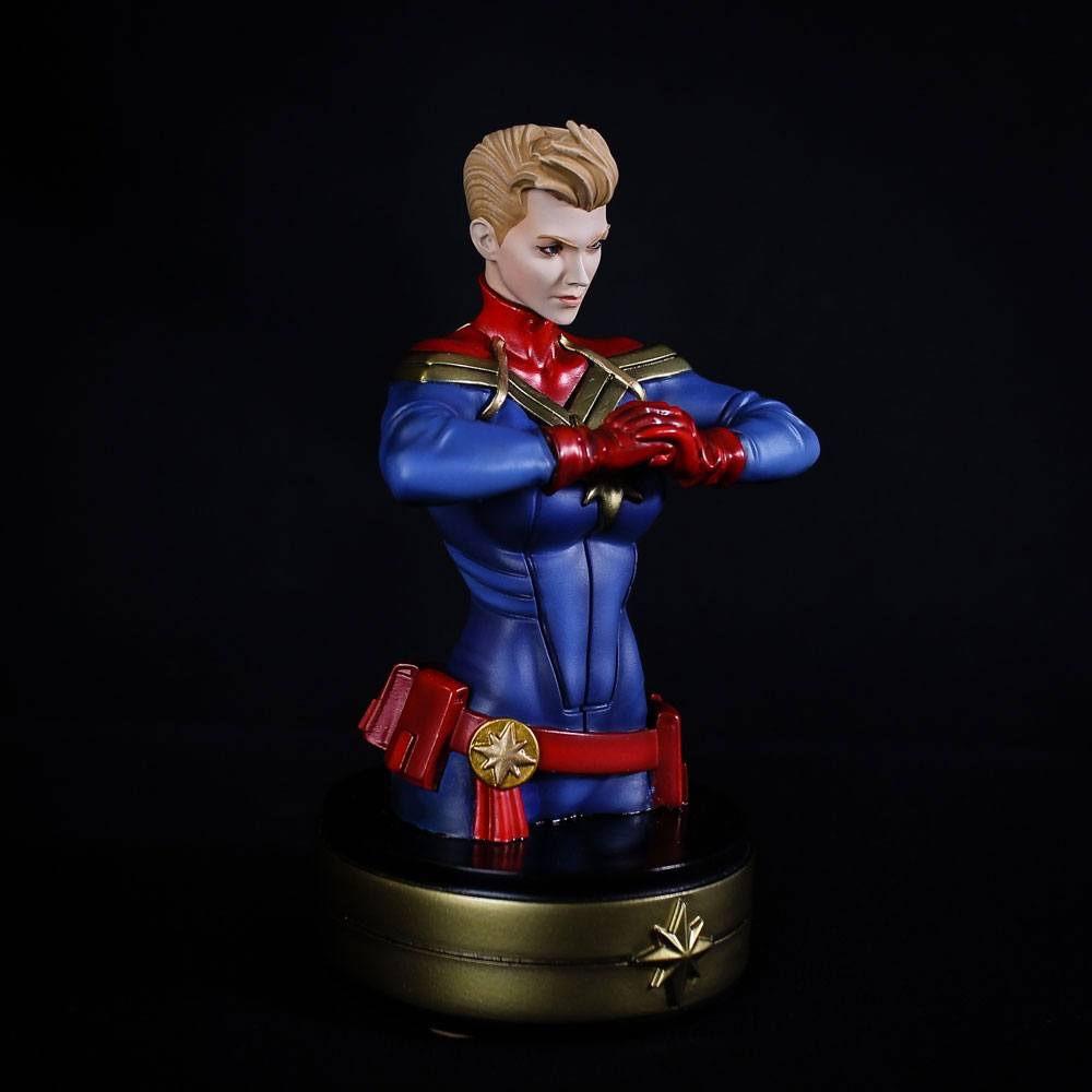Captain Marvel Büste Captain Marvel 20 cm