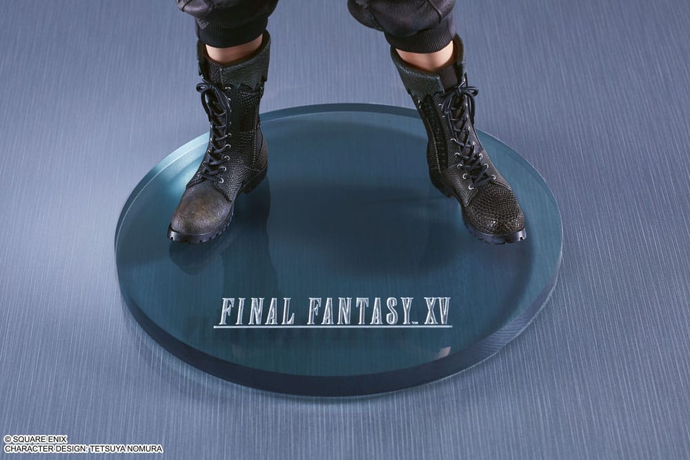 Final Fantasy XV PVC Statue Noctis Lucis Caelum 26 cm