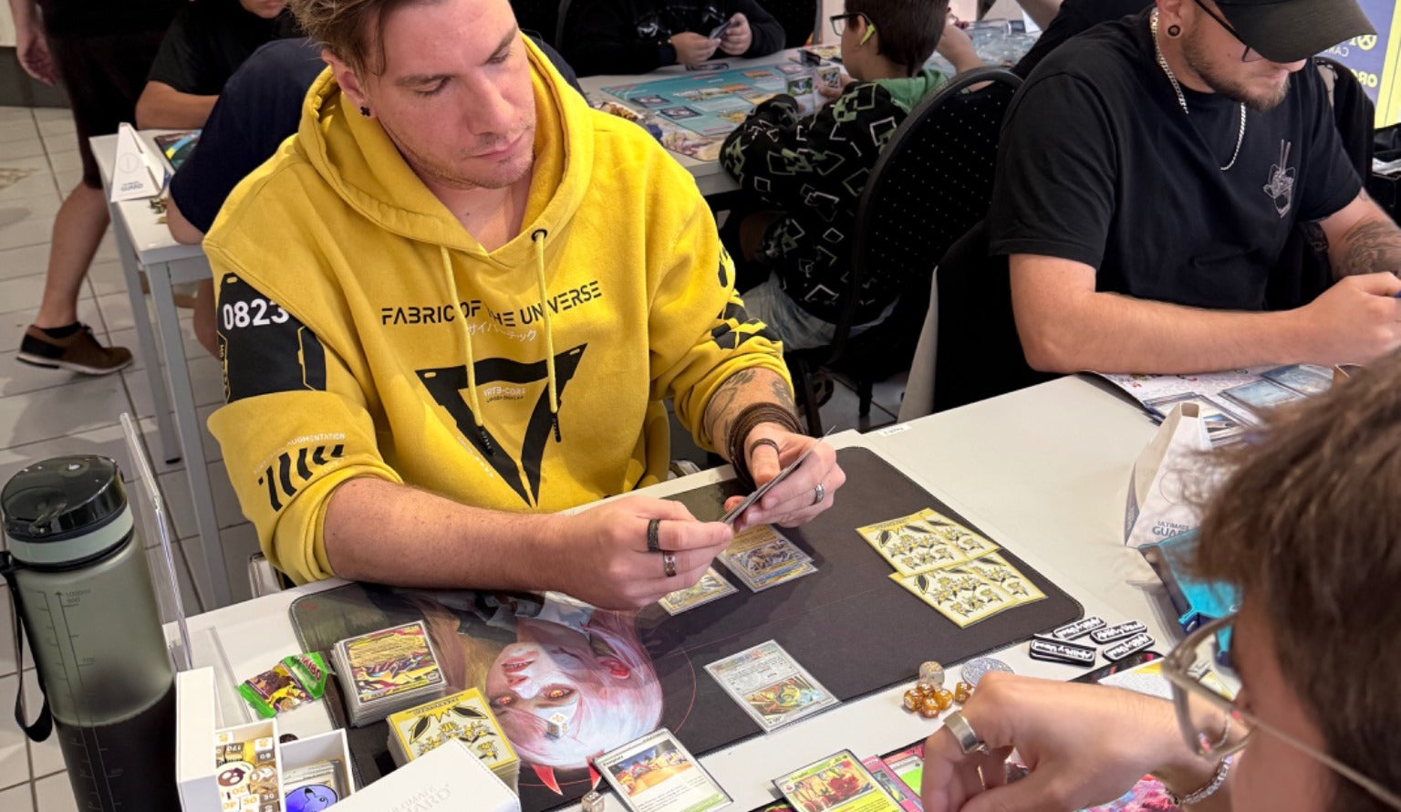 Spieler im Celestial Gameshop